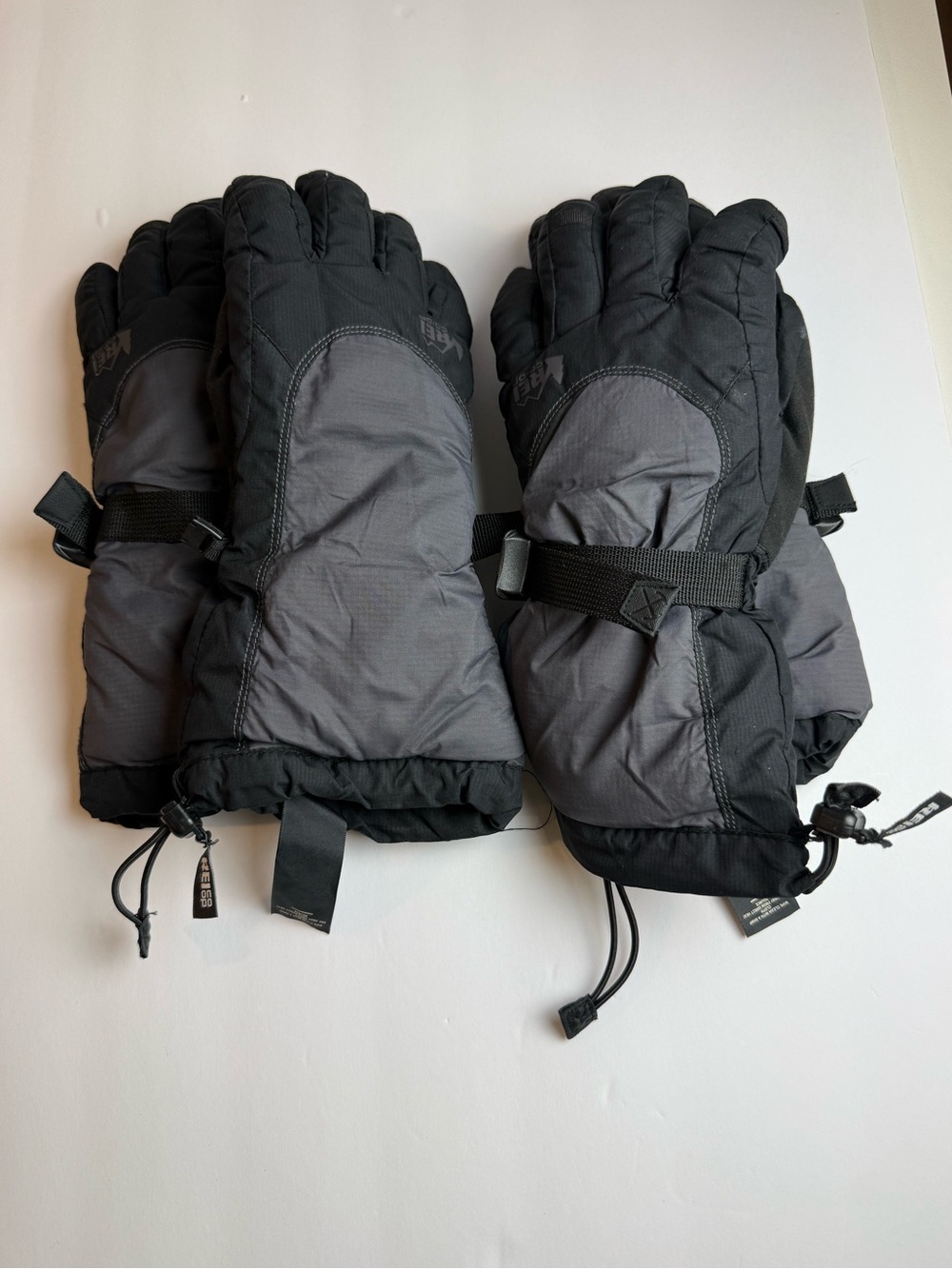 Set of 2 REI Women's Black Snow Gloves Size Small